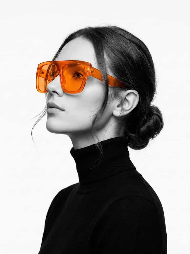 The Orange Lens (#pp_573)